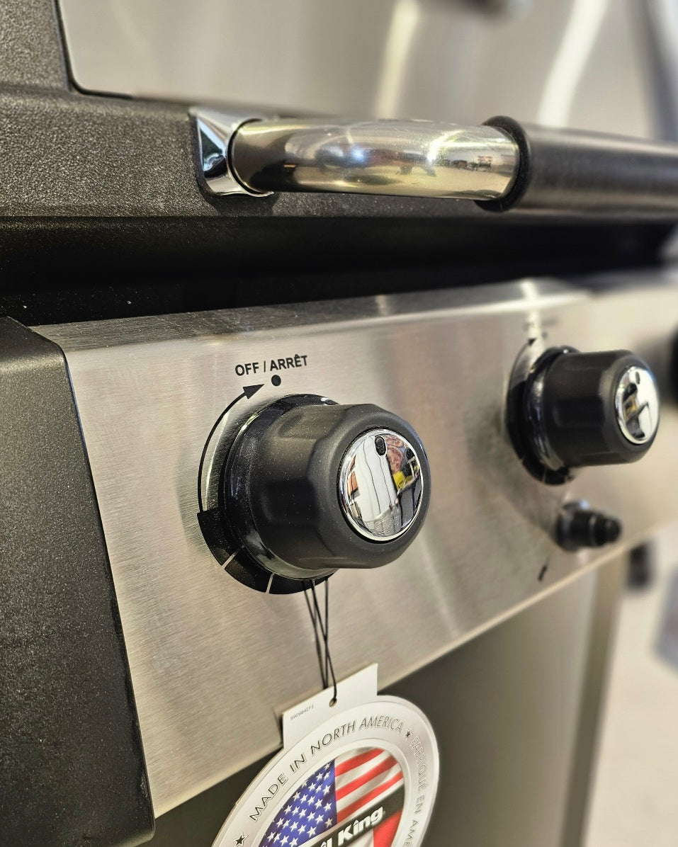 Barbacoa a gas Broil King Gem 320 con envío y armado gratis.