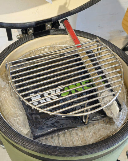 Kamado BDF de 15 pulgadas pack verde ideal para terrazas de apartamentos.